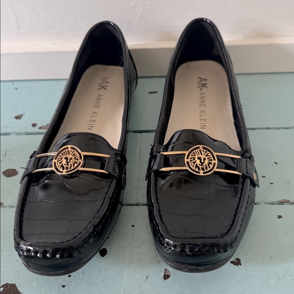 AK Anne Klein US 8.5 Akokey Faux Croc Driving Moccasin Loafer w/ Lion Logo